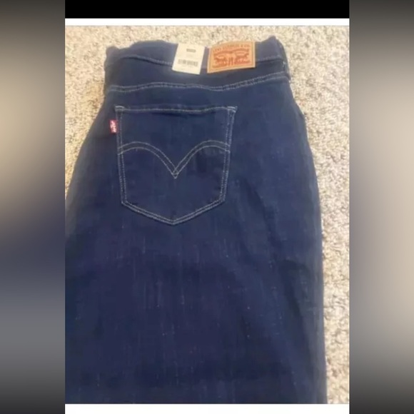 Levi's Women's Classic Bootcut Mid Rise Jeans Sz 22W Dark Blue NEW - Picture 5 of 11
